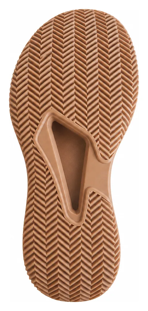 Clay outsole tread